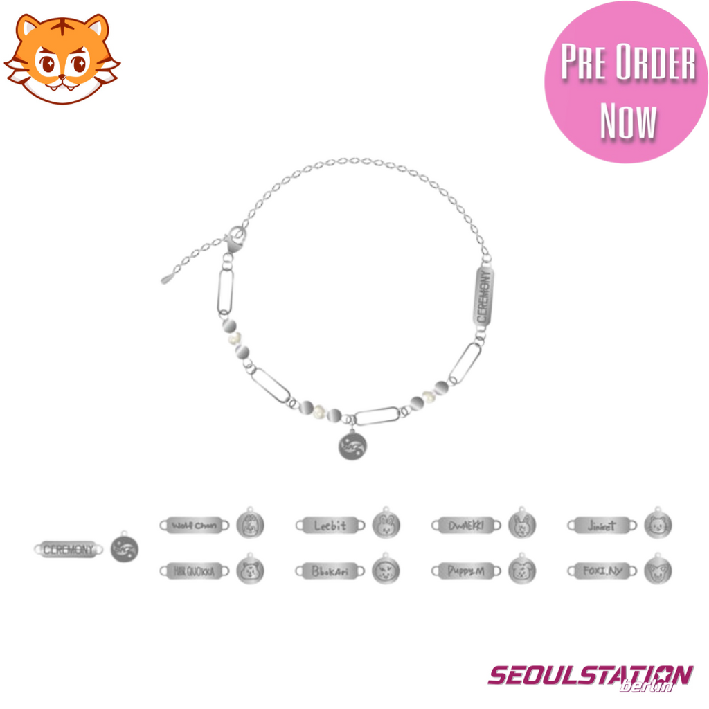 STRAY KIDS x SKZOO Karma Pop-Up Merchandise Ceremony Necklace SEOULSTATION berlin